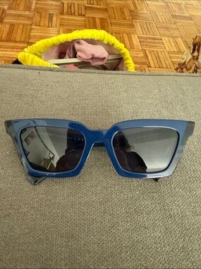 Burberry Blue Women’s Sunglasses